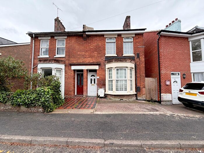 3 Bedroom Semi Detached House To Rent In Godinton Road, Ashford, TN23