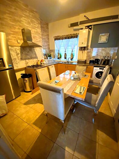 4 Bedroom Terraced House To Rent In Caerleon Road, Newport, South Wales, NP19