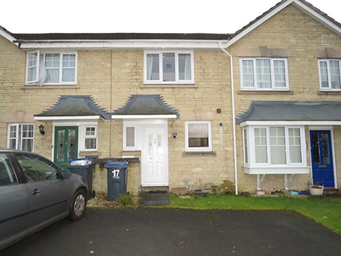 2 Bedroom House To Rent In Sutherland Crescent, Chippenham, SN14