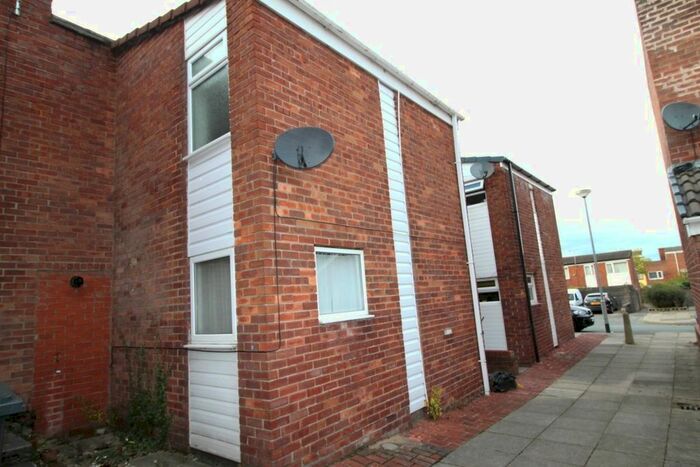 3 Bedroom Terraced House To Rent In Windrows, Skelmersdale, Lancashire, WN8