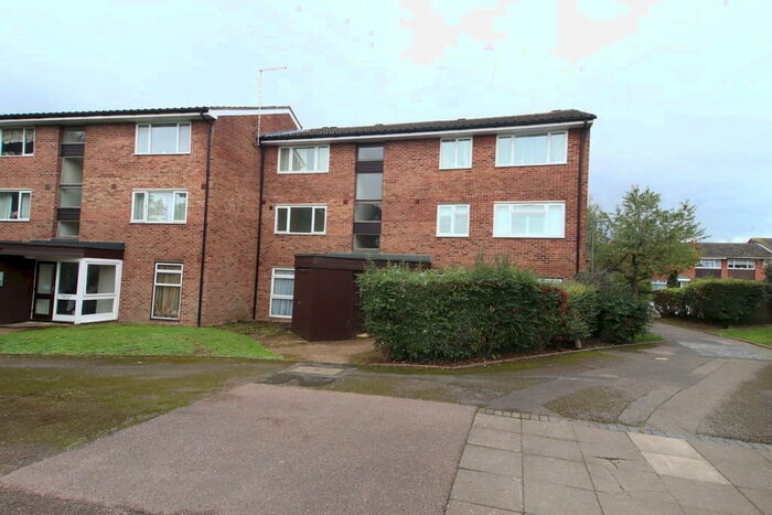 1 Bedroom Flat To Rent In Coleridge Way, Orpington, BR6