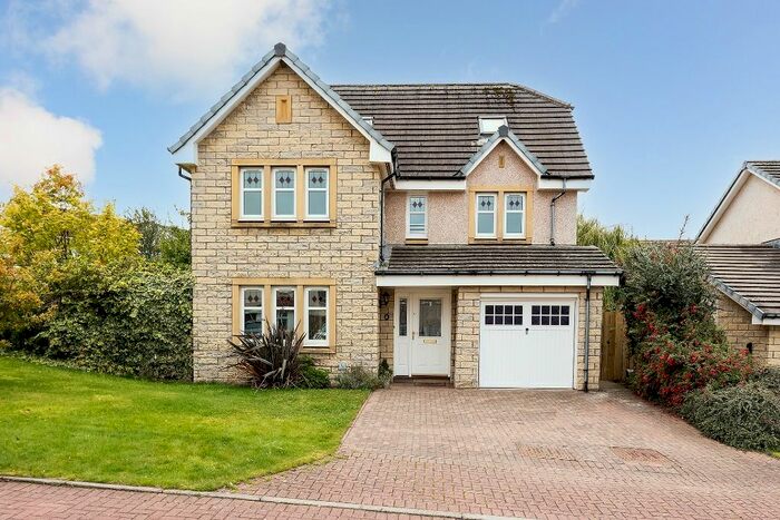 4 Bedroom Detached House To Rent In Riggonhead Gardens, Tranent, East Lothian, EH33