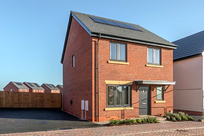 3 Bedroom Detached House For Sale In Wood Avens Way, Desborough, Kettering, NN14