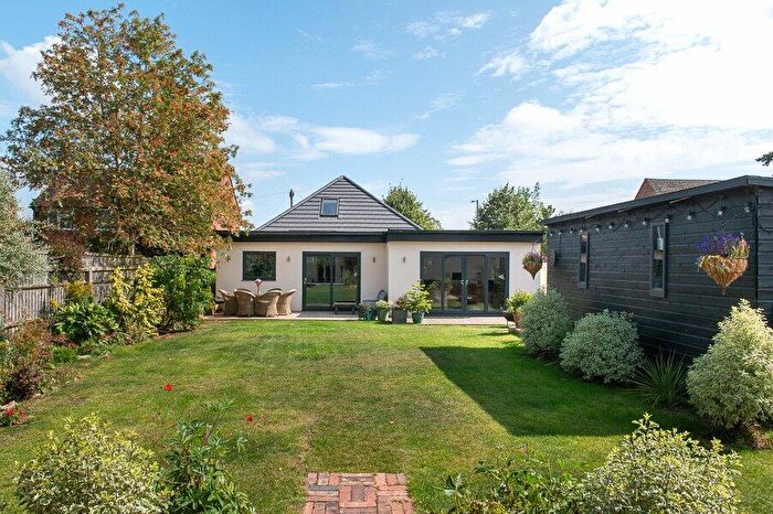 4 Bedroom Bungalow For Sale In Sutton Park Road, Kidderminster, Worcestershire, DY11