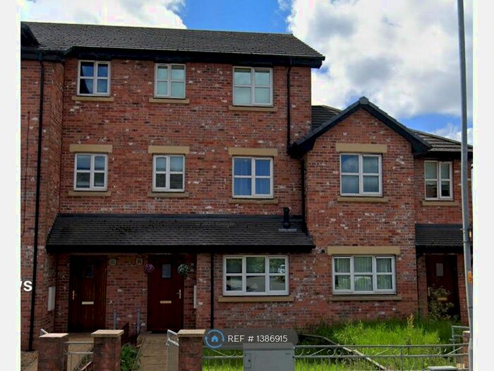 4 Bedroom Terraced House To Rent In Church Mews, Crewe, CW1