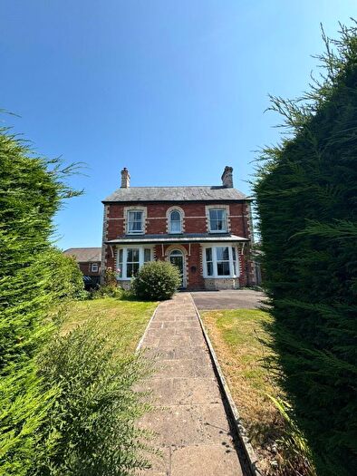 2 Bedroom Flat For Sale In Menors Place, Holsworthy, Devon, EX22