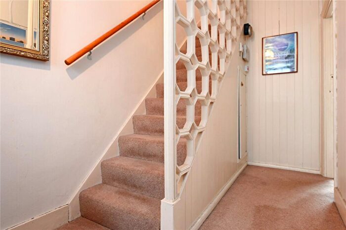 3 Bedroom End Of Terrace House For Sale In Mansel Grove, Walthamstow, London, E17