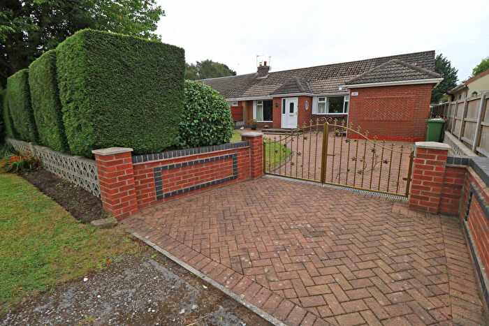 2 Bedroom Semi-Detached Bungalow For Sale In Westgate Road, Belton, DN9