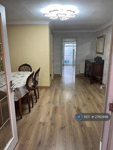 2 Bedroom Terraced House To Rent In Gauntlett Road, Sutton, SM1