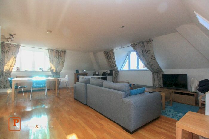 2 Bedroom Flat To Rent In Parkside Quarter, Colchester, Essex CO1