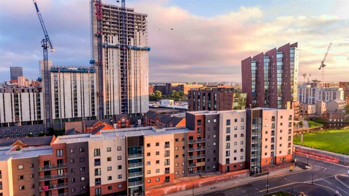 3 Bedroom Apartment To Rent In Quantum, Chapeltown Street, M1