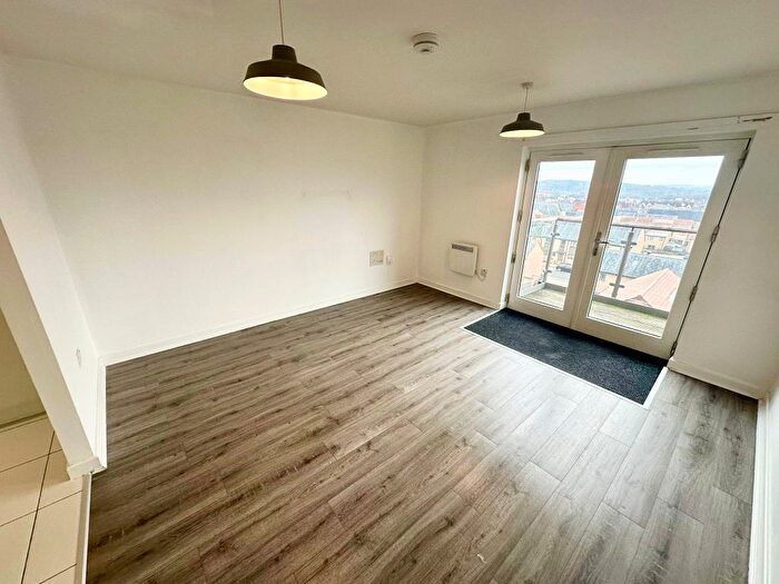 2 Bedroom Flat To Rent In High Street, Upton, Northampton, NN5