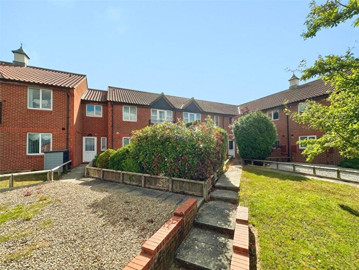 2 Bedroom Flat For Sale In Alverton Drive, Faverdale, Darlington, DL3