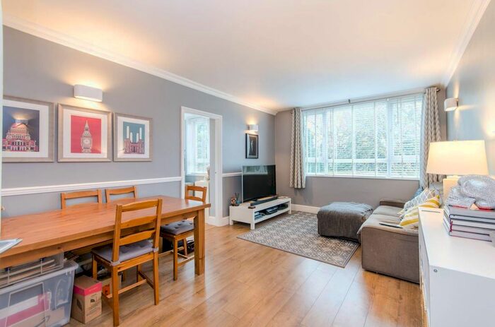 1 Bedroom Flat To Rent In Cranford Lodge, Southfields, London, SW19
