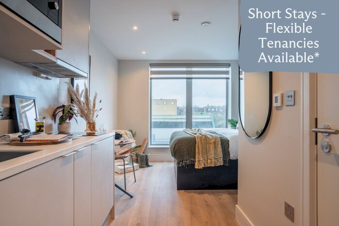 Studio To Rent In The Mall, London, W5