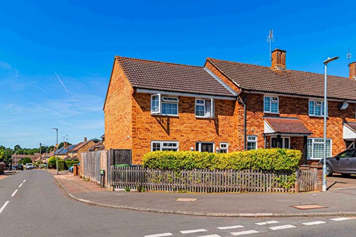 3 Bedroom End Of Terrace House To Rent In Hollybush Lane, Hemel Hempstead, HP1
