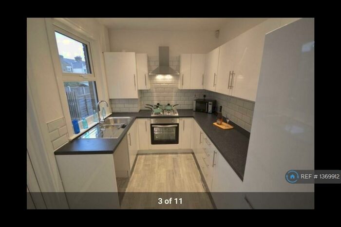 3 Bedroom Terraced House To Rent In Tonbridge Road, Maidstone, ME16