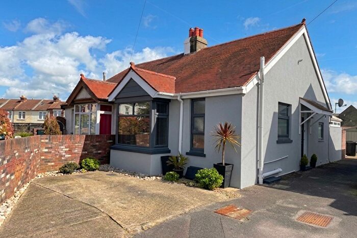 2 Bedroom Semi Detached Bungalow For Sale In Northcroft Road, Gosport, PO12