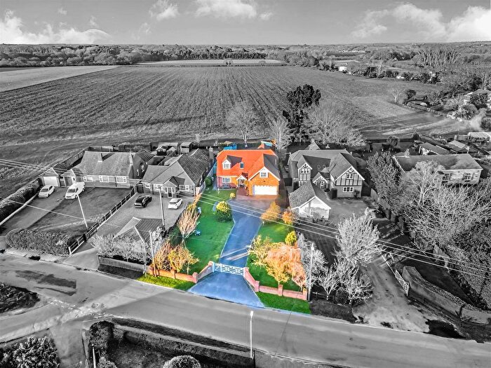 4 Bedroom Detached House For Sale In Slough Road, Brantham, CO11