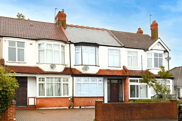 3 Bedroom Terraced House For Sale In London Road, Cheam, Sutton, SM3