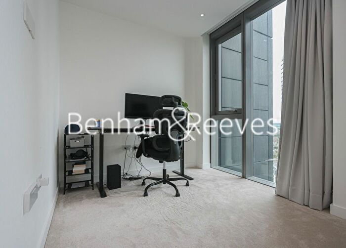 2 Bedroom Flat To Rent In Bollinder Place, Shoreditch, EC1V