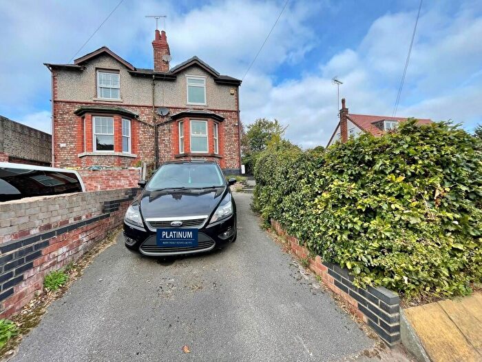 3 Bedroom Semi-Detached House For Sale In Vale Road, Whitby, CH65