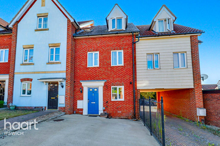 3 Bedroom Town House For Sale In Coral Drive, Ipswich, IP1