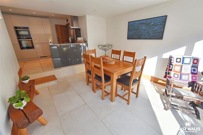 3 Bedroom Terraced House For Sale In St. Brides Road, Little Haven, SA62