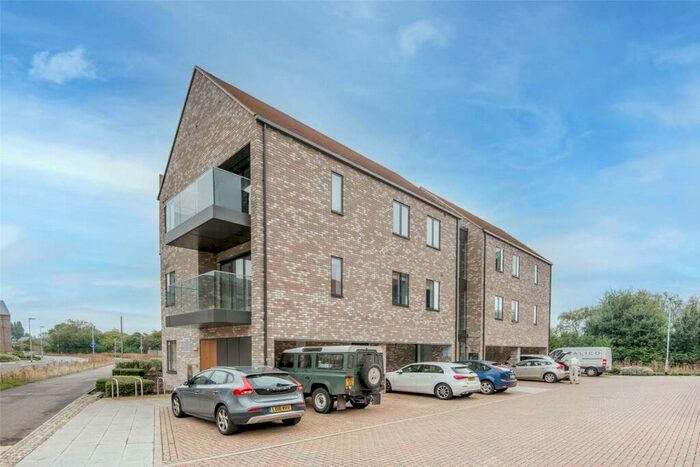 2 Bedroom Apartment To Rent In Knightly Avenue, Cambridge, CB2