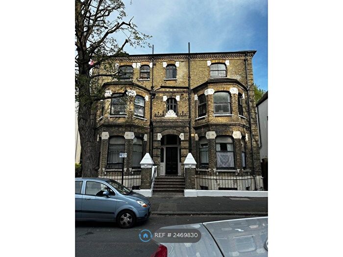 2 Bedroom Flat To Rent In Wilbury Road, Hove, BN3