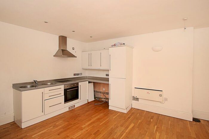 2 Bedroom Apartment To Rent In The Steelhouse, Castle Street, Sheffield, S3