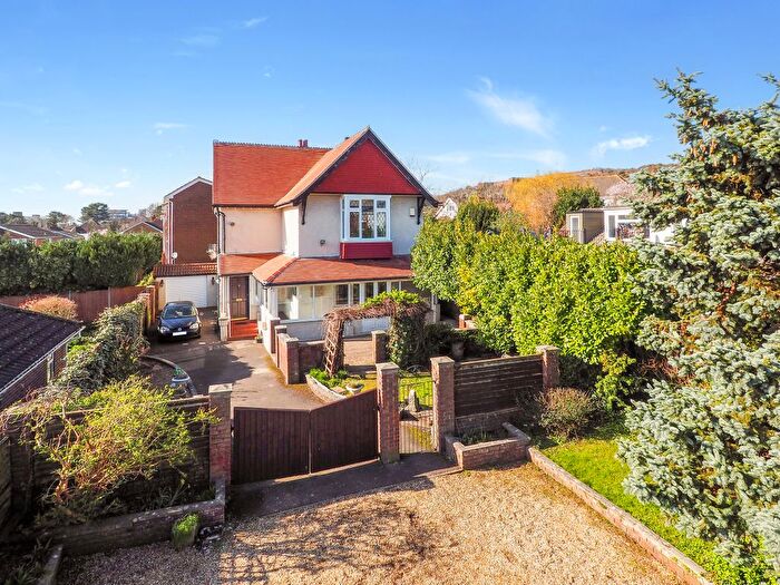 4 Bedroom Detached House For Sale In Widley Road, East Cosham, PO6