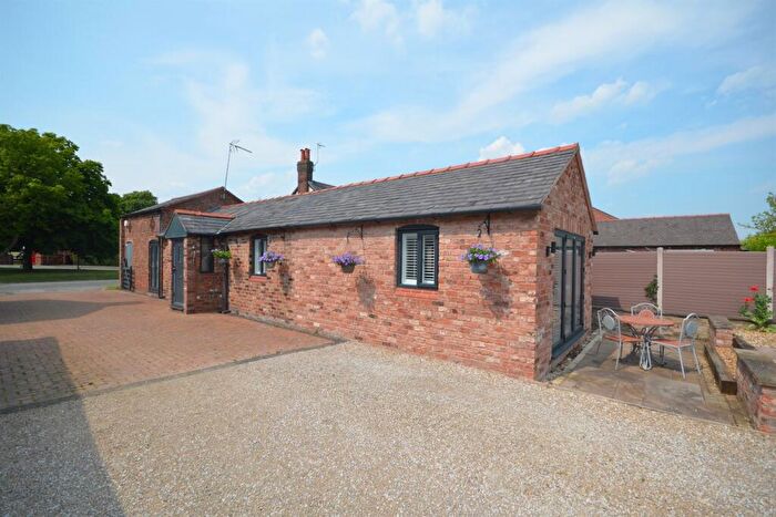 2 Bedroom Detached Bungalow To Rent In Catchpenny Cottage, Bretton, CH4