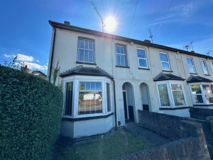 1 Bedroom Flat To Rent In London Road, Colnbrook, SL3