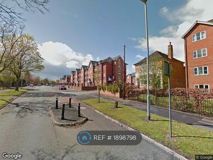 2 Bedroom Flat To Rent In Hall Lane, Manchester, M23