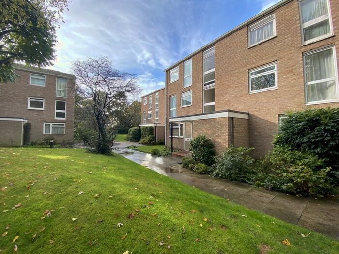 1 Bedroom Flat To Rent In Harrowdene Gardens, Teddington, TW11