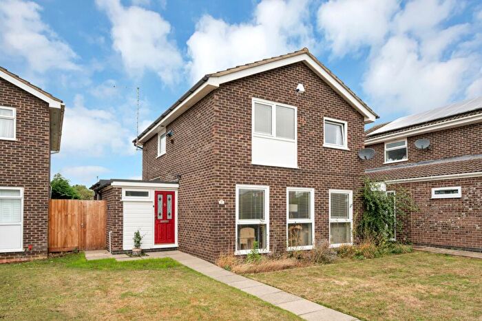 3 Bedroom Detached House For Sale In Auborn Gardens, Netherton, Peterborough, PE3