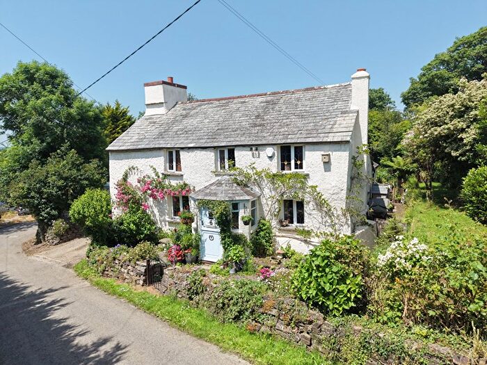 5 Bedroom Cottage For Sale In Tregadillett, Launceston, PL15