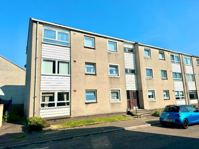 3 Bedroom Flat To Rent In Milovaig Street, Summerston, Glasgow, G23