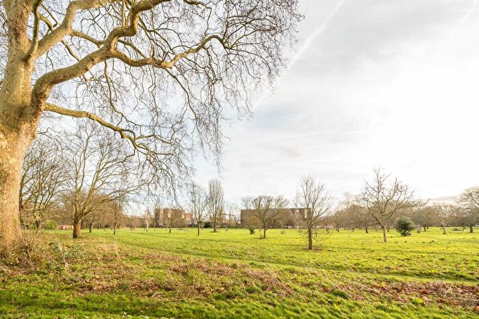 1 Bedroom Flat For Sale In Lea Bridge Road, London, E5