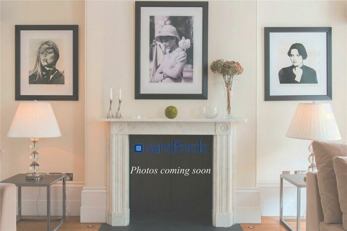 3 Bedroom Flat To Rent In Chiltern Court, Baker Street, London, NW1