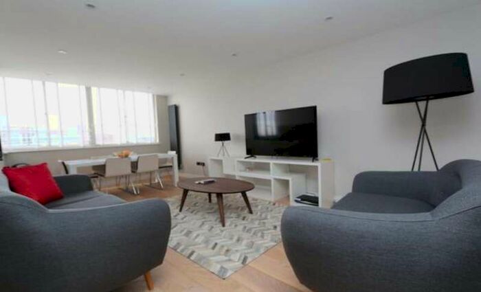2 Bedroom Flat To Rent In Cambridge Square, London, W2