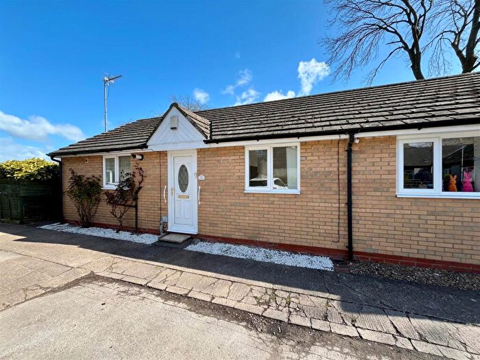 2 Bedroom Semi-Detached Bungalow To Rent In St Johns Court, Clough Road, Hull, HU6