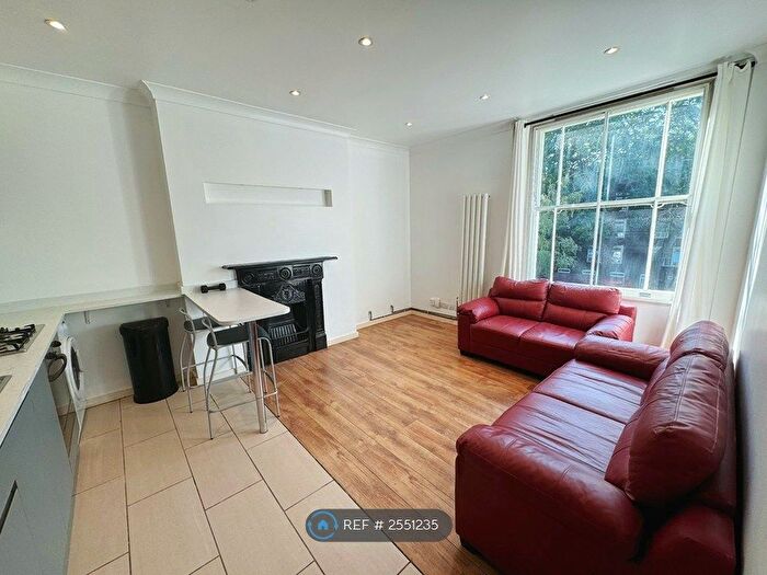 2 Bedroom Flat To Rent In Camden Road, London, NW1
