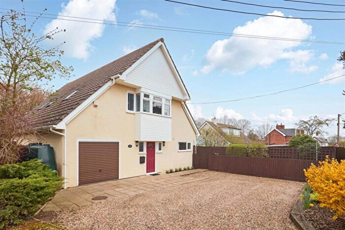 4 Bedroom House For Sale In Harleston Road, Weybread, Diss, IP21