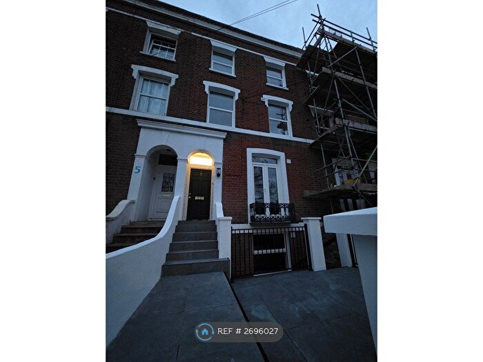 1 Bedroom Flat To Rent In Lorne Street, Reading, RG1