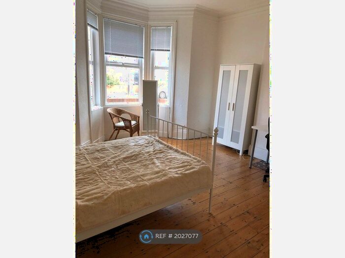 2 Bedroom Flat To Rent In Jesmond, Newcastle Upon Tyne, NE2