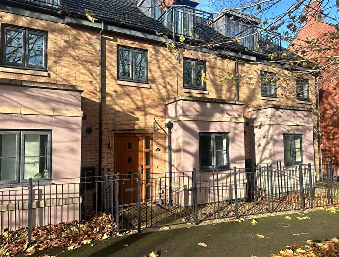 3 Bedroom Terraced House For Sale In Halfpenny Walk, Wilford, Nottingham, NG11