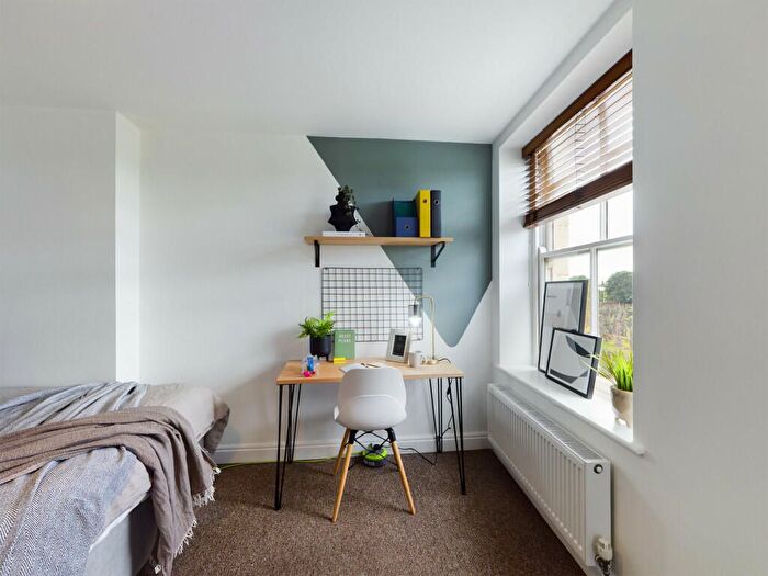 9 Bedroom Flat To Rent In Langton Road, Liverpool, L15