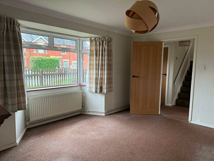 2 Bedroom Semi-Detached House For Sale In Picket Close, Fordingbridge, SP6